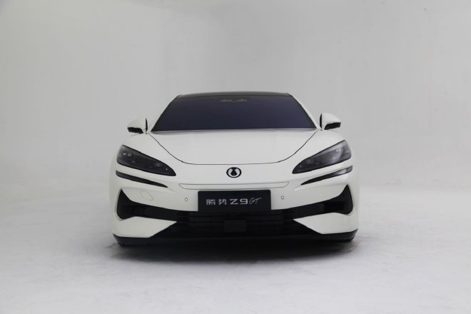 Mainly luxury and performance, static real shot Z9GT