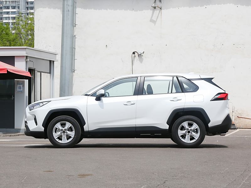上海RAV4荣放大幅降价，特价12.68万！限时促销
